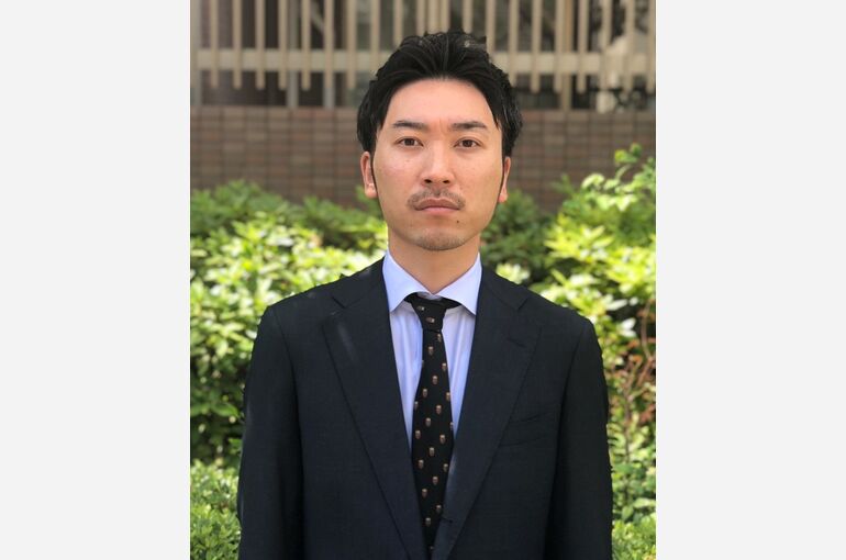 小峠亮