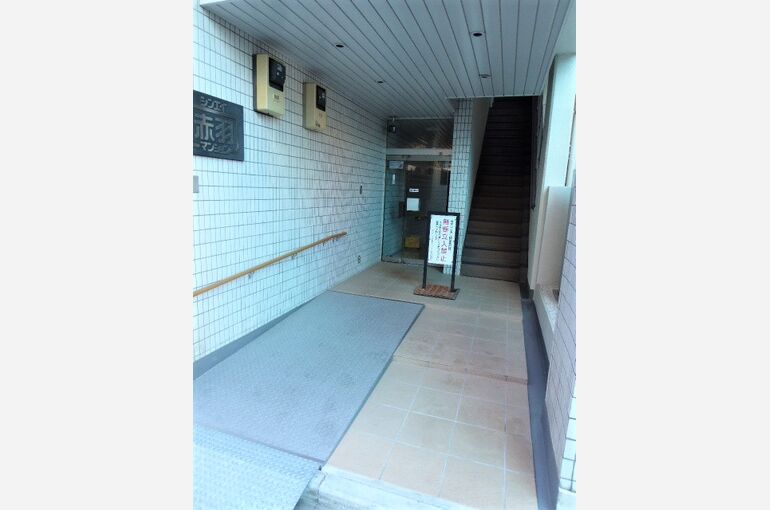 エントランス4